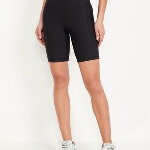 Old Navy High Rise Women's Black Go-Dry Shorts